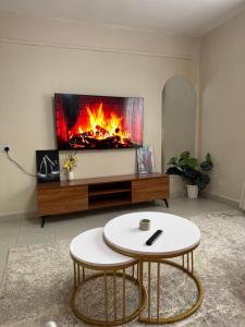 TV a/nebo společenská místnost v ubytování Diverse home