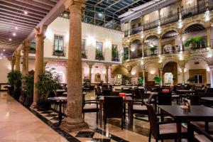 Restaurace v ubytování Palacio de los Velada