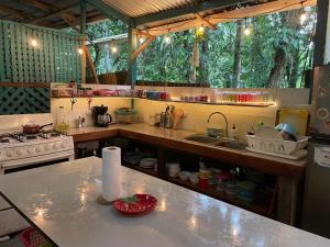 ครัวหรือมุมครัวของ Madre Selva Hostel