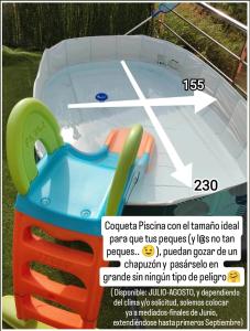 a small plastic tub with a swimming pool at Eido da Consaca in Ponteareas