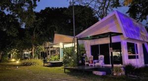 Gallery image of Baan Koh Mak in Ko Mak