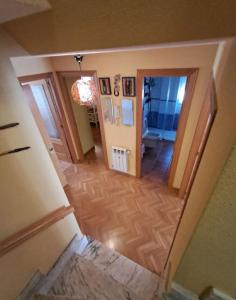 an overhead view of a hallway in a house at Oasis Segovia in San Cristóbal de Segovia
