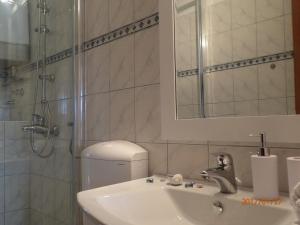 Kúpeľňa v ubytovaní Apartment Villa Bonadea + 37 fotografií