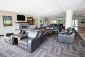 Lobbyen eller receptionen på Residence & Conference Centre - Windsor
