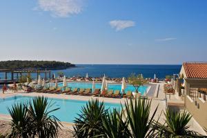 View ng pool sa Arena Verudela Beach o sa malapit