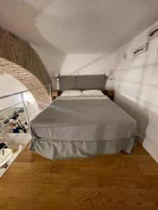 a bedroom with a large bed in a room at 16 zeros villa in Paralia Katerinis