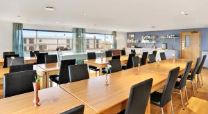 Gallery image of Eldey Airport Hotel in Keflavík +20 photos