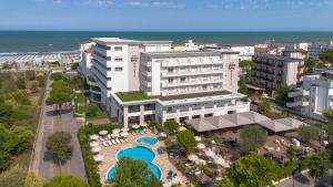an aerial view of a hotel with a resort at Grand Hotel Gallia in Milano Marittima