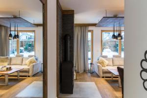 Posedenie v ubytovaní Apartament Hyrny de Lux + 1 fotografia