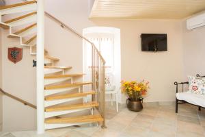 TV a/nebo společenská místnost v ubytování Holiday Home Smokovec