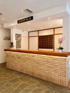 Ο χώρος του λόμπι ή της ρεσεψιόν στο Acropole Delphi City Hotel