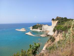 a group of islands in the ocean on a cliff at Belvedere di Van D'oro 1886 in Peroulades