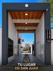 a view of the entrance to a building at Departamentos Centro in San Juan +2 photos