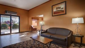 Gallery image of Best Western Martinsville Inn in Martinsville +15 photos