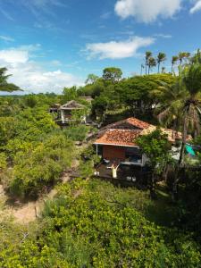 an aerial view of a house in the jungle at Eco-Casa Bobô in Ilha de Boipeba