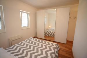 Postel nebo postele na pokoji v ubytování Base Bridge Apartment - Zadar City Centre - Free parking