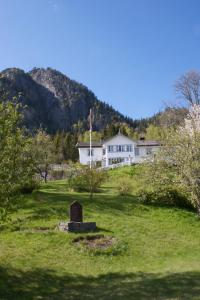 Afbeelding uit fotogalerij van Nutheim Gjestgiveri in Flatdal