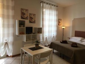 Μια τηλεόραση ή/και κέντρο ψυχαγωγίας στο Residence Gloria