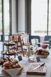a table with a bunch of food on it at Walters Weinquartier in Eisenberg an der Pinka +15 photos