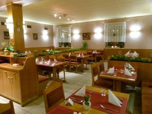 En restaurant eller et andet spisested på Hotel Pelikan