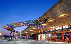 a view of a building with a large building at Urban Rooms B&R in Málaga