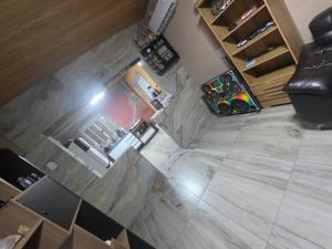 an overhead view of a living room with a floor at Chácara pedaçoDcéu in Cavalcante