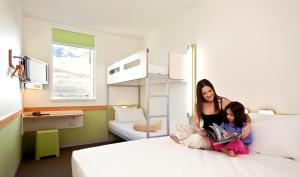 Παιδιά που μένουν στο ibis Budget Auckland Airport