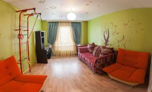 Afbeelding uit fotogalerij van 3к Apartment CENTER Oktyabrya 70 in Tjoemen