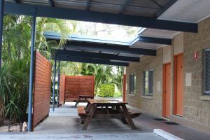 Patio nebo venkovní prostory v ubytování Mango Tree Motel