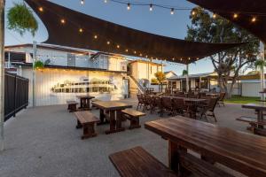 Un restaurant sau alt loc unde se poate mânca la Hotel Richards