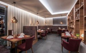 Posedenie v ubytovaní Eden Boutique Hotel