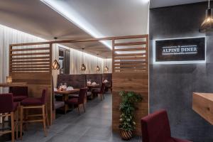 Posedenie v ubytovaní Eden Boutique Hotel