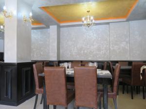Restaurace v ubytování Hotel Foisor
