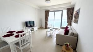 Gallery image of Beautiful Sea View Apartment in Ras al Khaimah