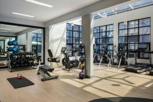 a gym with several treadmills and exercise bikes at Marriott Vacation Club®, San Francisco   in San Francisco