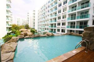 Πισίνα στο ή κοντά στο Amazon Residence by Pattaya Sunny Rentals +15 φωτογραφίες