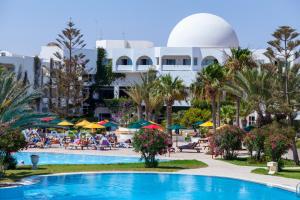 Πισίνα στο ή κοντά στο Djerba Plaza Thalasso & Spa