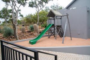 Parc infantil de 300 @ Elements