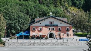 a building on the side of a road at Das Geringer in Schladming