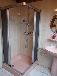 Koupelna v ubytování Chambre d'Hôtes "Au Vigneron"
