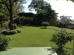 Aed väljaspool majutusasutust The Views Kandy - 360 Mountain View