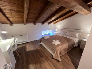 Vuode tai vuoteita majoituspaikassa Easy Suites 20 kuvaa lisää