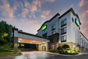 a rendering of the front of a hotel at Wingate by Wyndham Little Rock in Little Rock