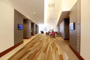 Gallery image of I Hotel and Illinois Conference Center - Champaign in Champaign