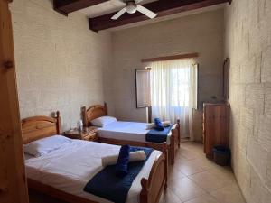 Gallery image of Tan-Nawrat Farmhouse in Għarb