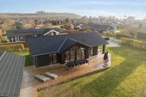 an overhead view of a house with a deck at Modern Holiday Home With Annex And 10 Beds in Rude