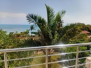Meerblick vom Balkon in der Unterkunft ZanziBeach Hotel in Jambiani