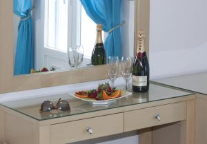 Напитки в Blue Harmony Hotel