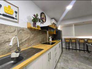 ครัวหรือมุมครัวของ Apartamento Céntrico PB diagonal al CC La Vela