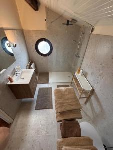 a small bathroom with a sink and a sink at Villa Azkanean in Bidart +15 photos